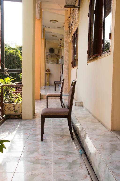 פנום פן Royal Guest House חדר תמונה