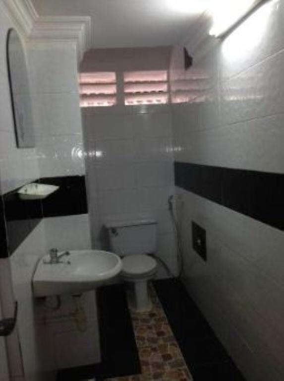 פנום פן Royal Guest House חדר תמונה