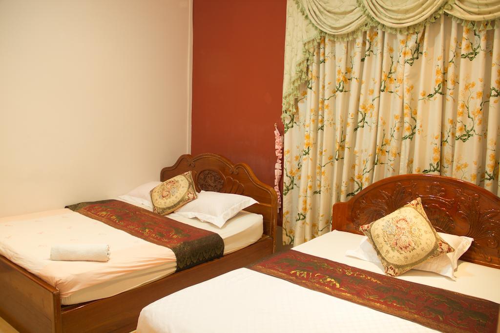 פנום פן Royal Guest House חדר תמונה