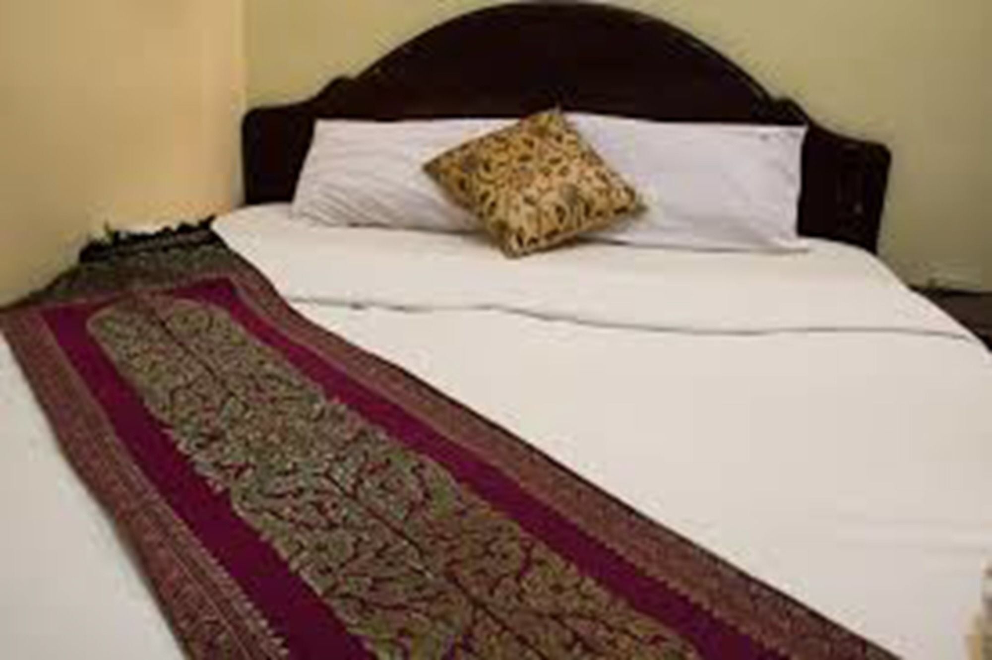 פנום פן Royal Guest House מראה חיצוני תמונה
