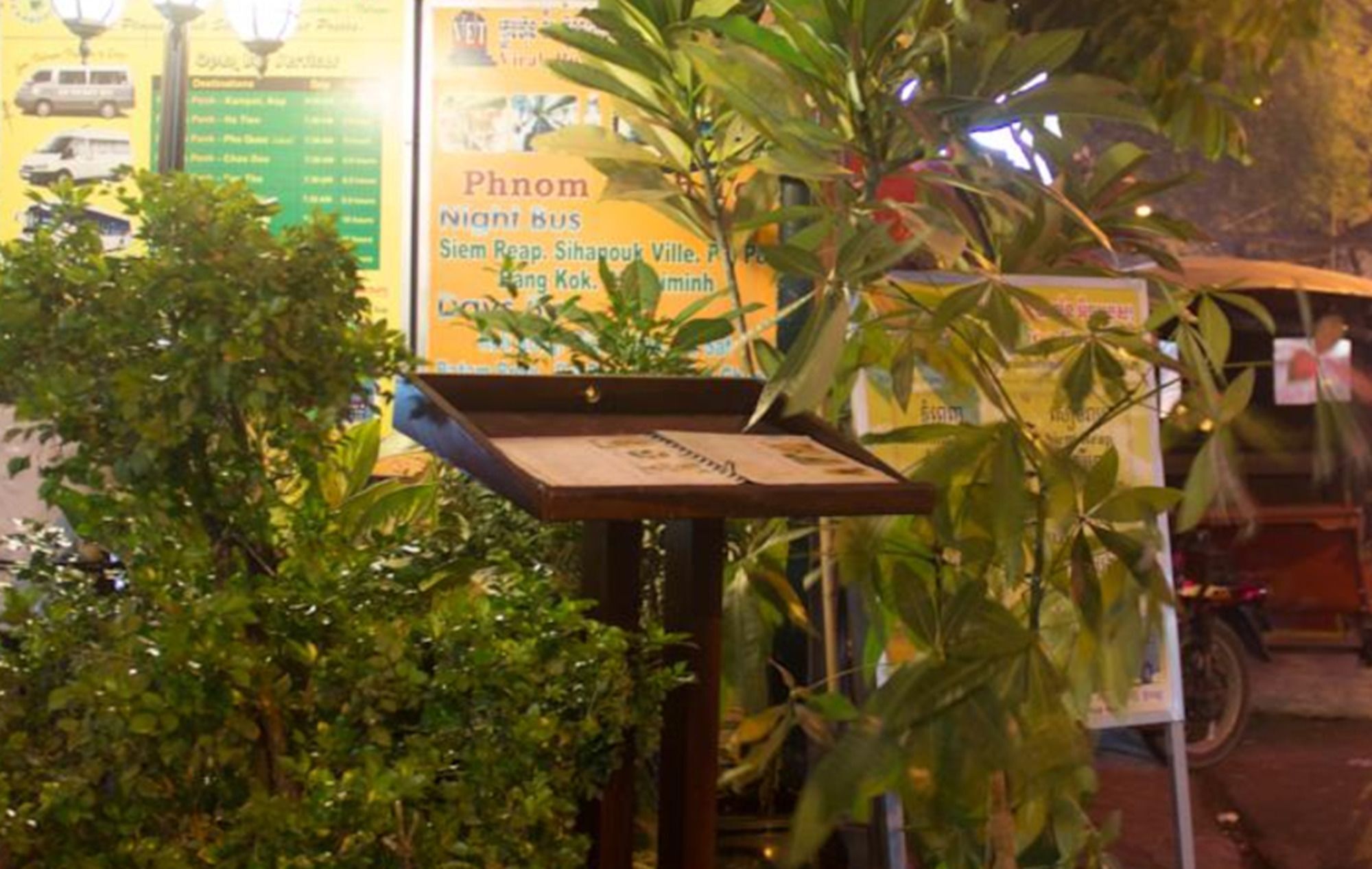 פנום פן Royal Guest House מראה חיצוני תמונה